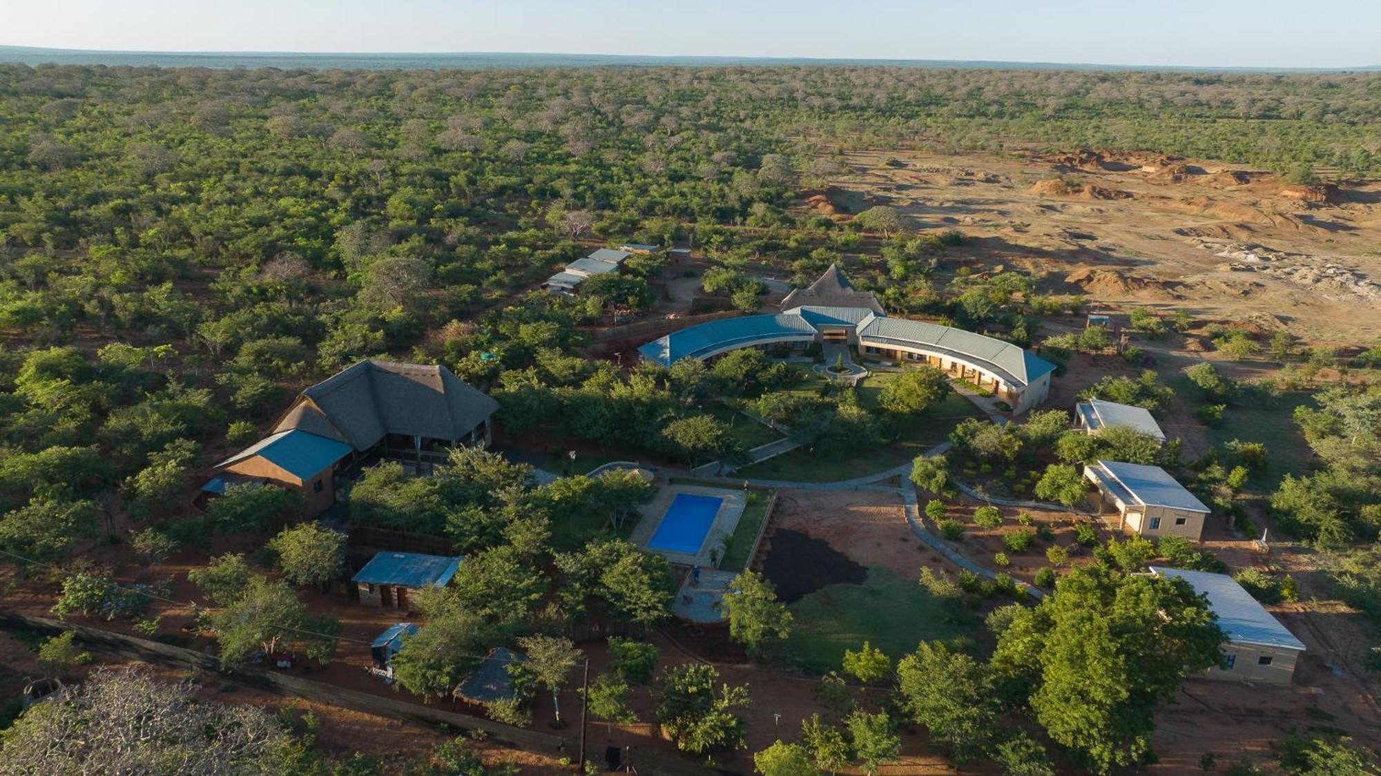 The Nkhosi Livingstone Lodge And Spa Екстериор снимка