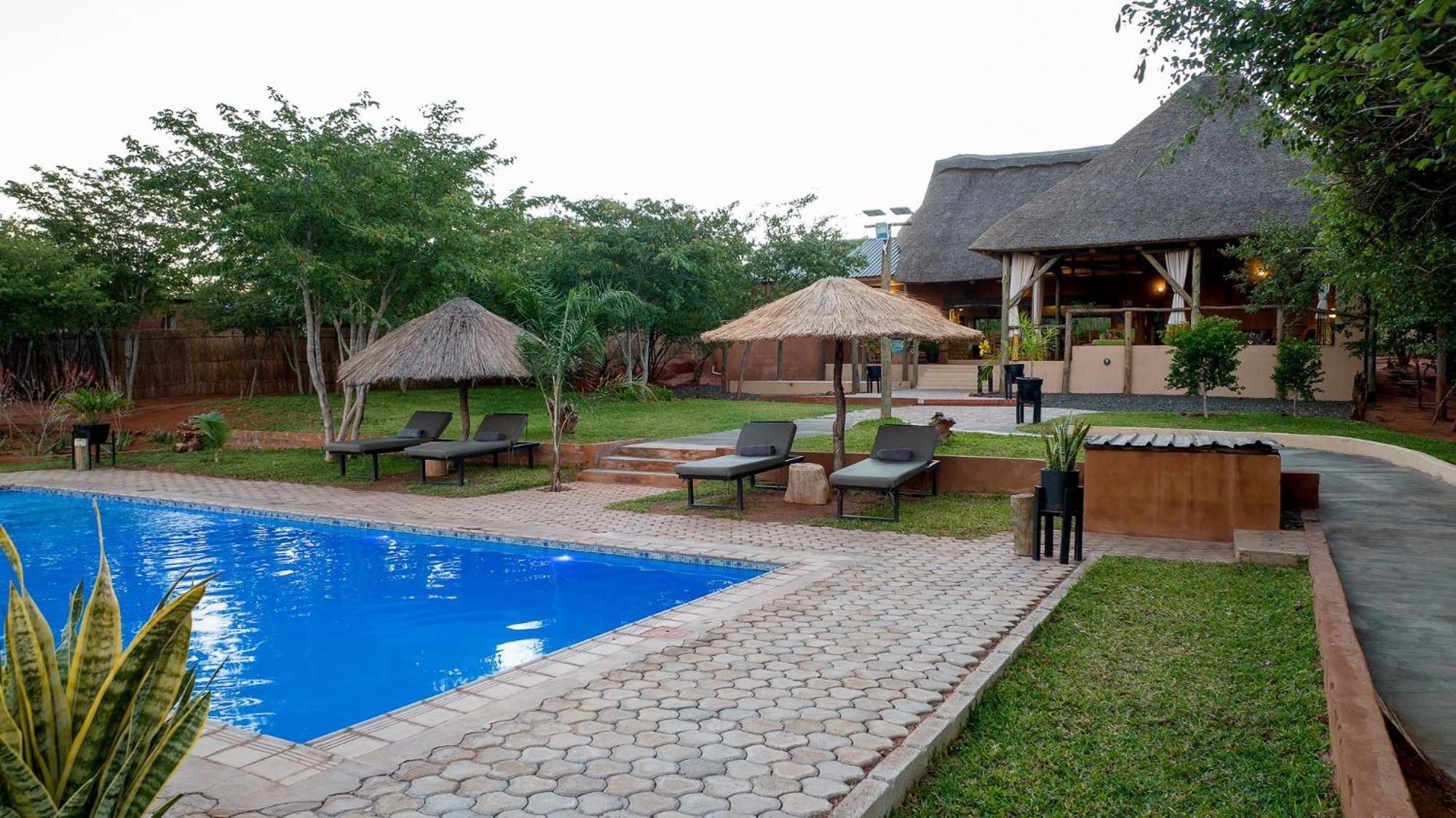 The Nkhosi Livingstone Lodge And Spa Екстериор снимка