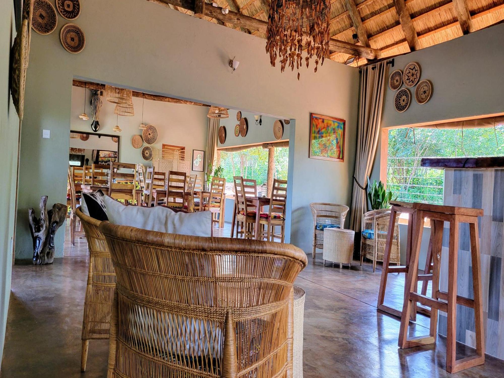 The Nkhosi Livingstone Lodge And Spa Екстериор снимка